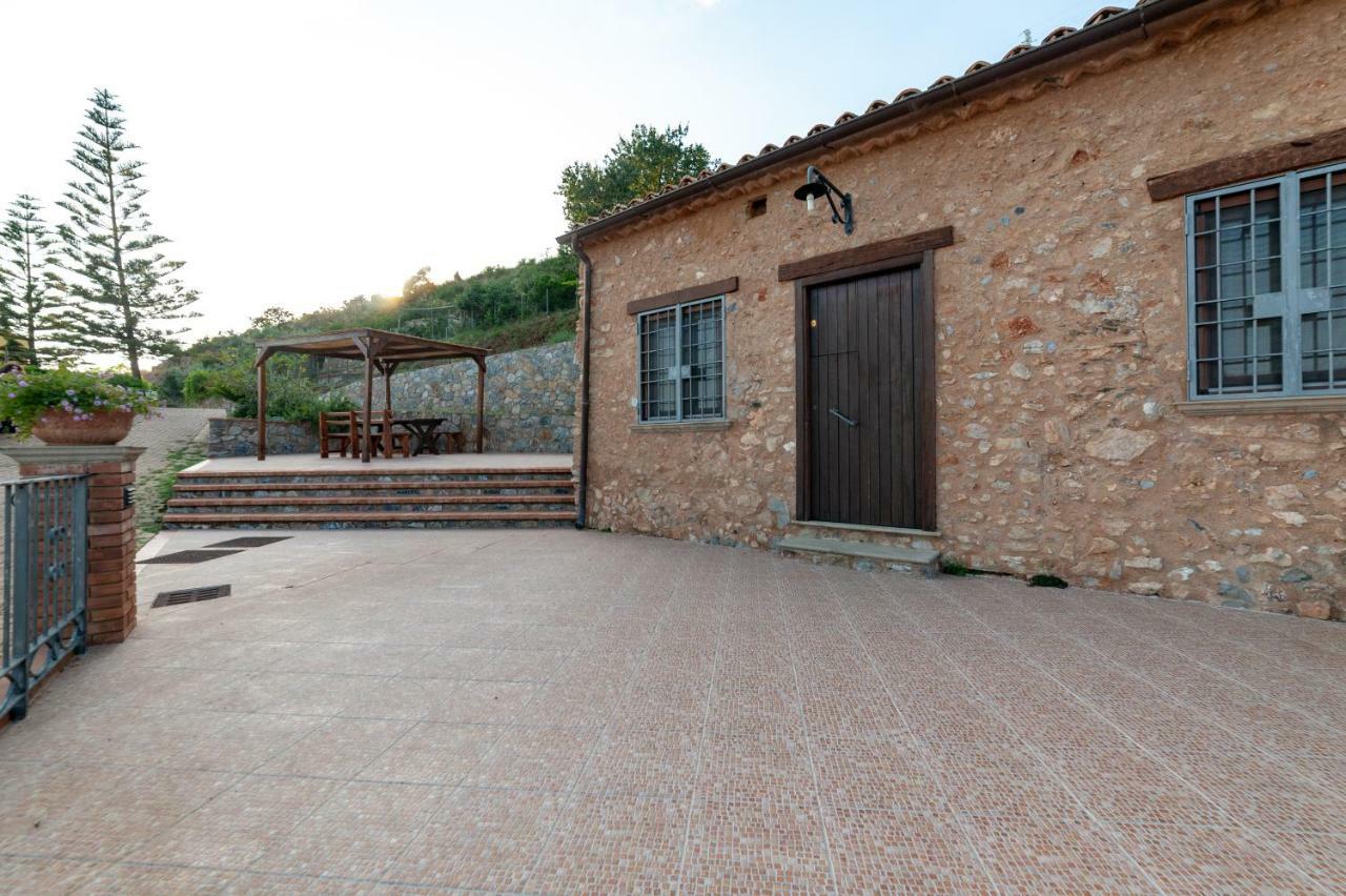 Azienda Agrituristica Le Terre Di San Leonardo Cetraro Buitenkant foto